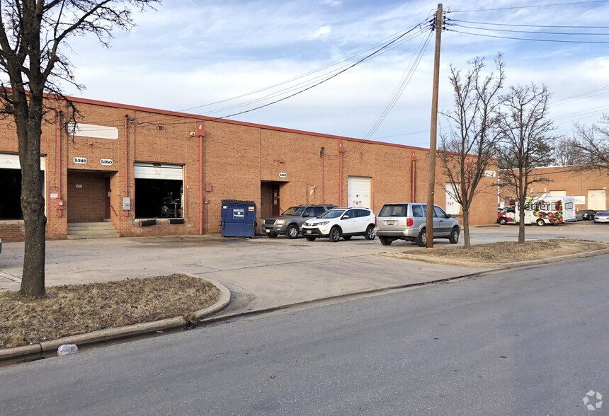 More Photos Of 5344-5352 46th Ave, Edmonston Warehouse For Lease