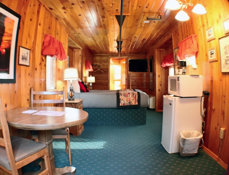 More Photos Of 100 Railroad Park Rd, Dunsmuir Hotel For Sale