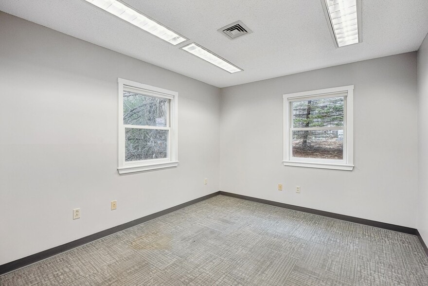 More Photos Of 1662 Post Rd, Wells Office For Sale