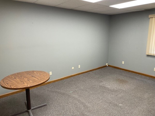 More Photos Of 2700 N Belt Hwy, Saint Joseph Office For Sale