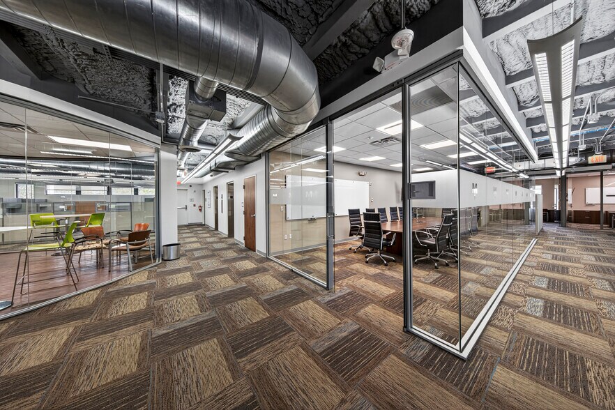More Photos Of 2101 N Andrews Ave, Fort Lauderdale Office For Lease