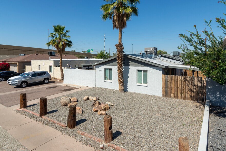 More Photos Of 2142 E Taylor St, Phoenix Multifamily For Sale