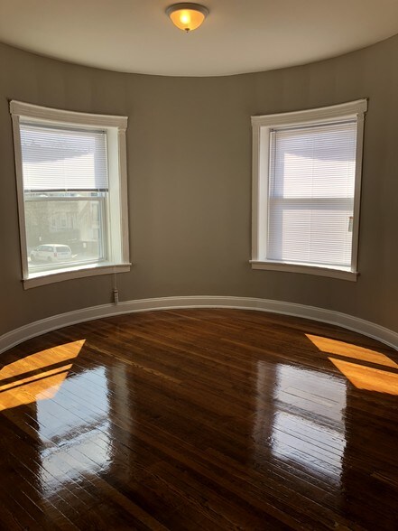 More Photos Of 3548 W 15th St, Chicago Apartments For Sale