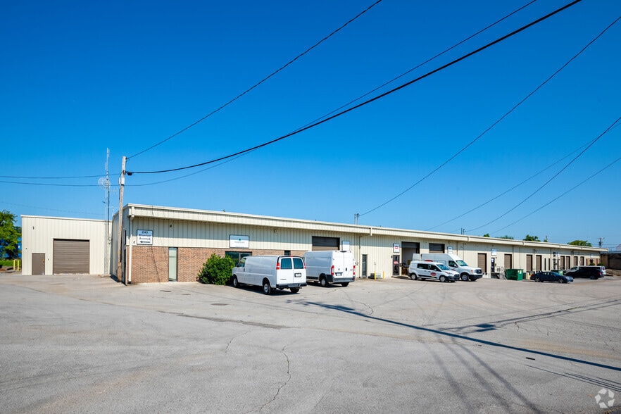 More Photos Of 221-245 Blanton Ave, Nashville Warehouse For Lease