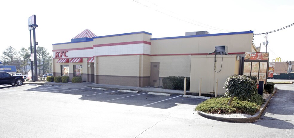 More Photos Of 4415 Western Ave, Knoxville Fast Food For Lease