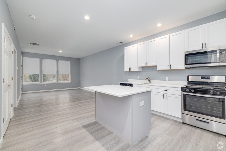 More Photos Of 99 N White Horse Pike, Somerdale Apartments For Sale