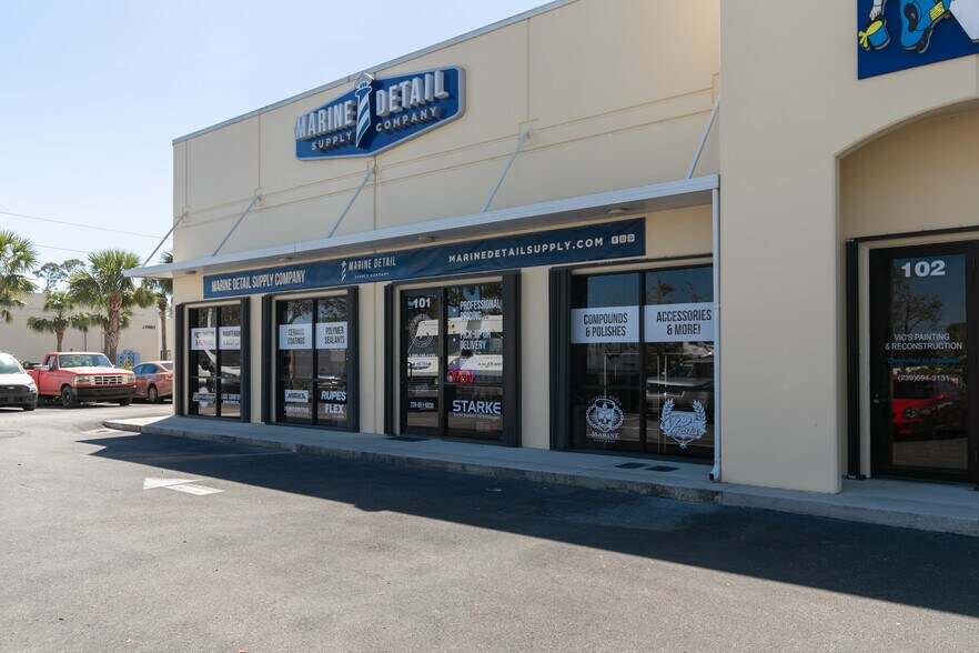 More Photos Of 17000 Alico Commerce Ct, Fort Myers Flex For Sale