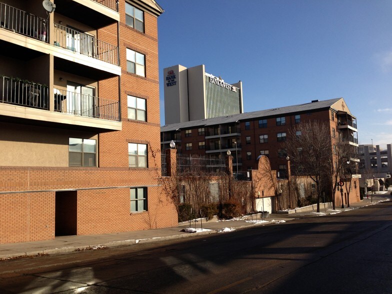 More Photos Of 624 Main Ave, Fargo Apartments For Lease