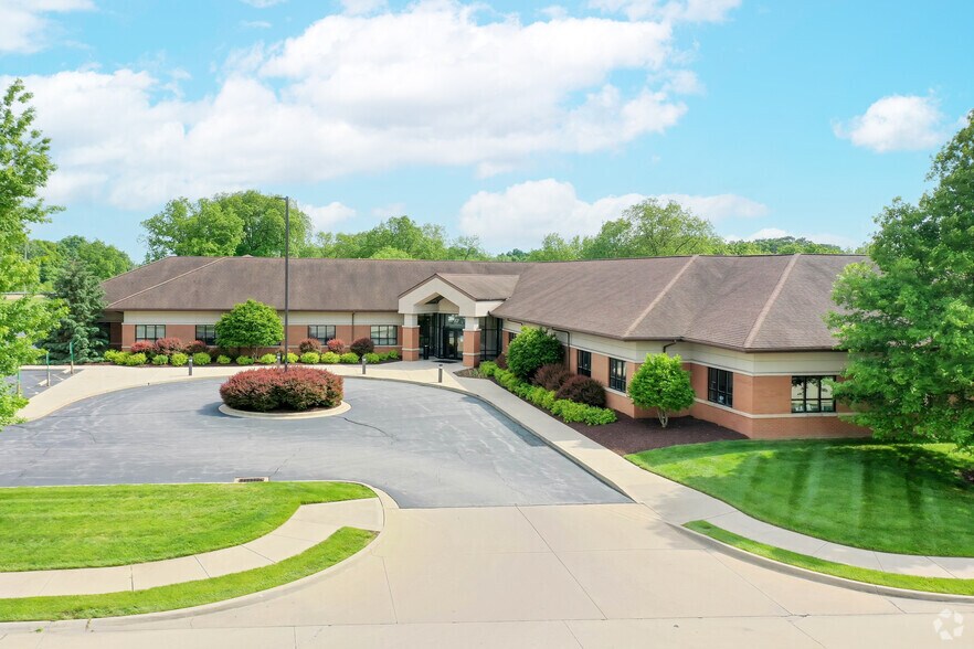 More Photos Of 12 Wolf Creek Dr, Swansea Office For Lease
