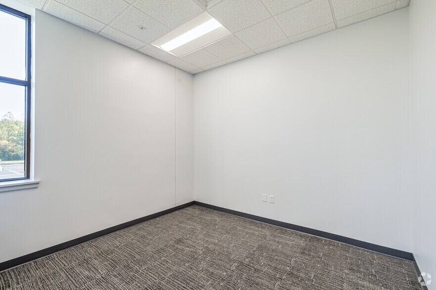 More Photos Of 701 Liberty Way, Chester Distribution For Lease