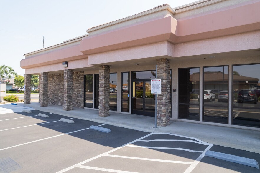 Primary Photo Of 2001 W Caldwell Ave, Visalia General Retail For Sale