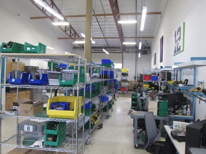 More Photos Of 2693 Delta Ring Rd, Ferndale Warehouse For Lease