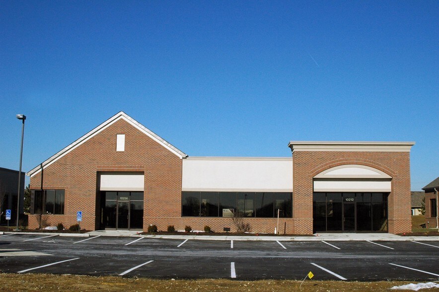 More Photos Of 10212-10214 Sawmill Pky, Powell Office For Sale