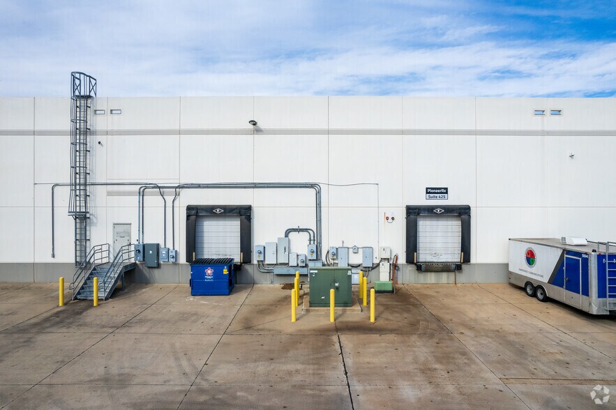 More Photos Of 2951 Northern Cross Blvd, Fort Worth Unknown For Lease