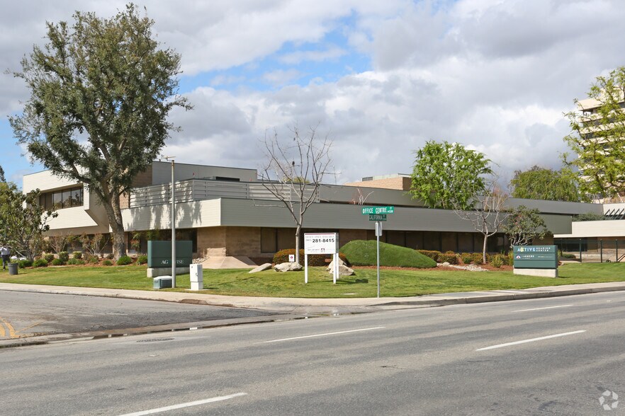 More Photos Of 5100 California Ave, Bakersfield Office For Lease
