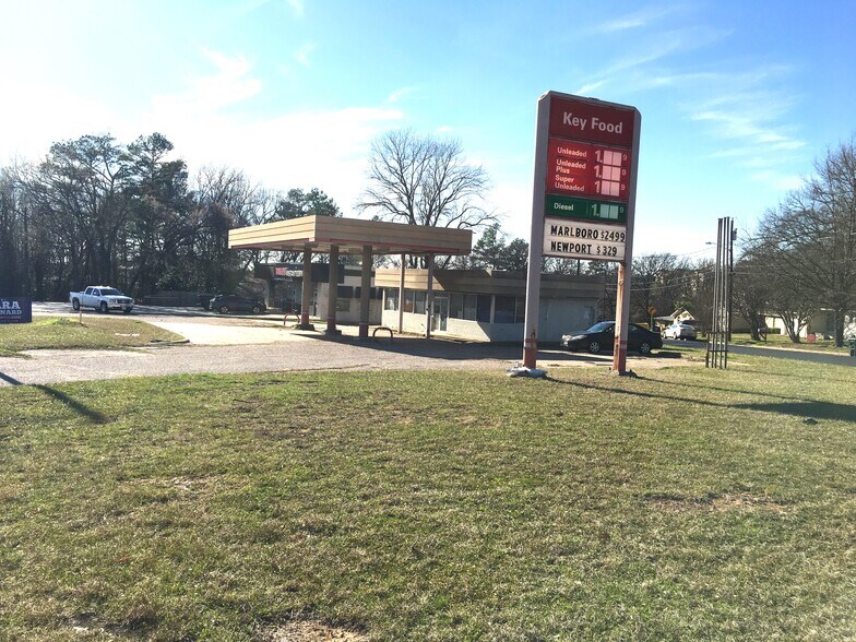 Primary Photo Of 2430 E Southeast Loop 323, Tyler Service Station For Sale