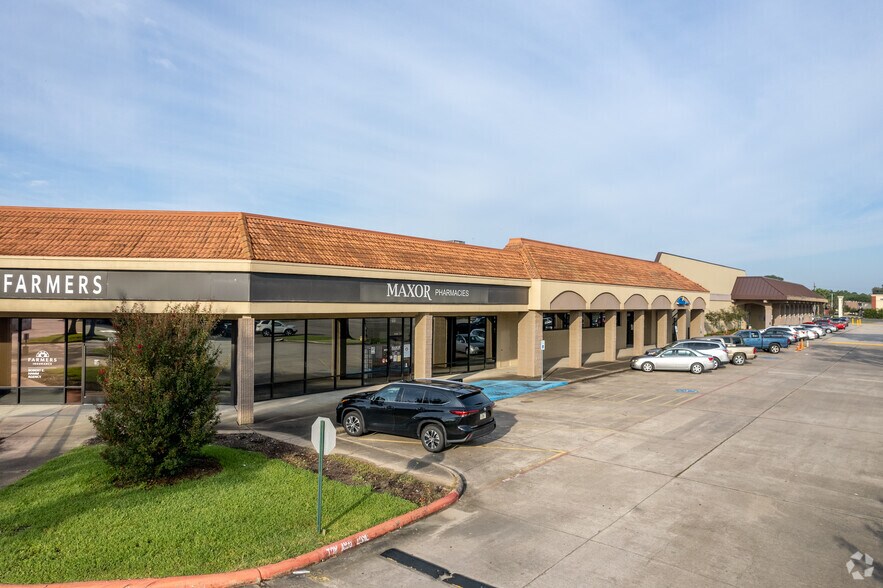 More Photos Of 8607-8801 9th Ave, Port Arthur Unknown For Lease