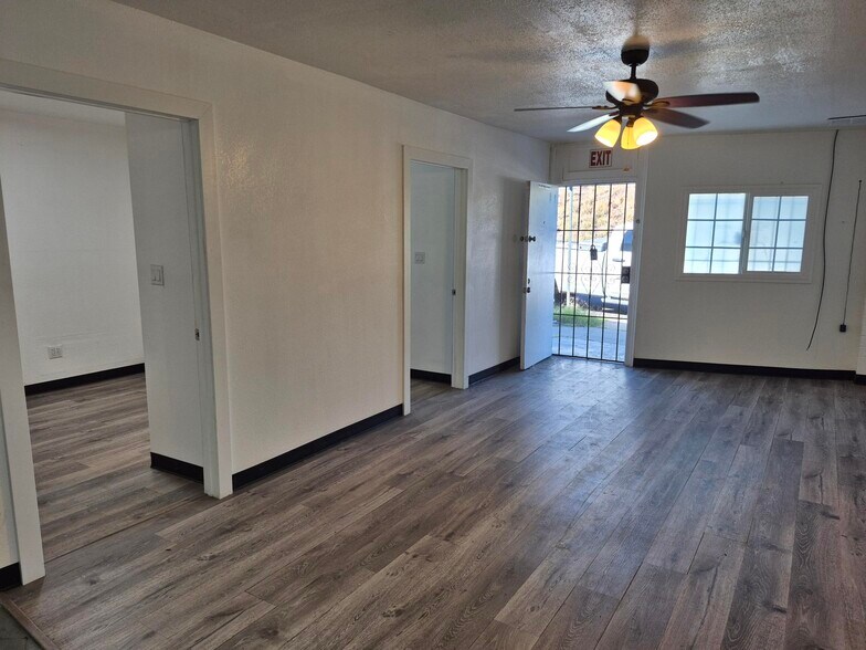 More Photos Of 3615 Ocean View Blvd, San Diego Storefront For Sale