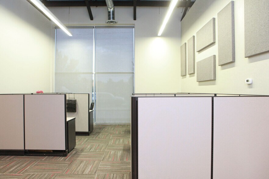 More Photos Of 817 E 4th St, Tulsa Showroom For Sale