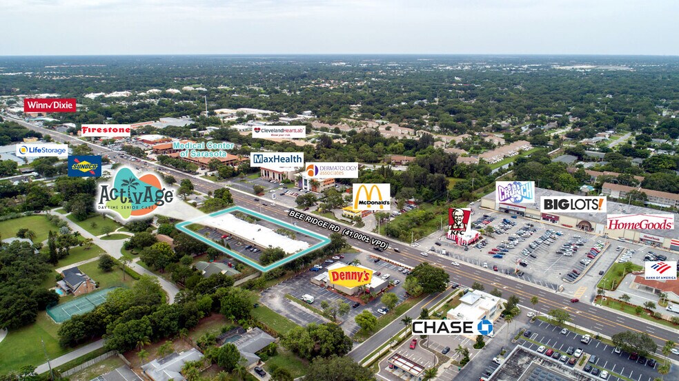 More Photos Of 3801 Bee Ridge Rd, Sarasota Storefront For Sale