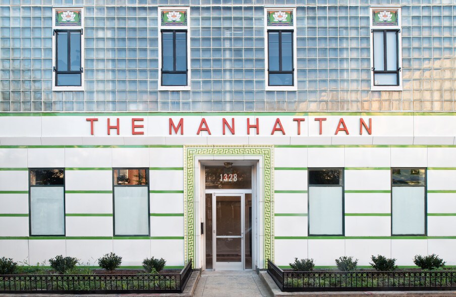 More Photos Of 1328 Florida Ave NW, Washington Office For Lease