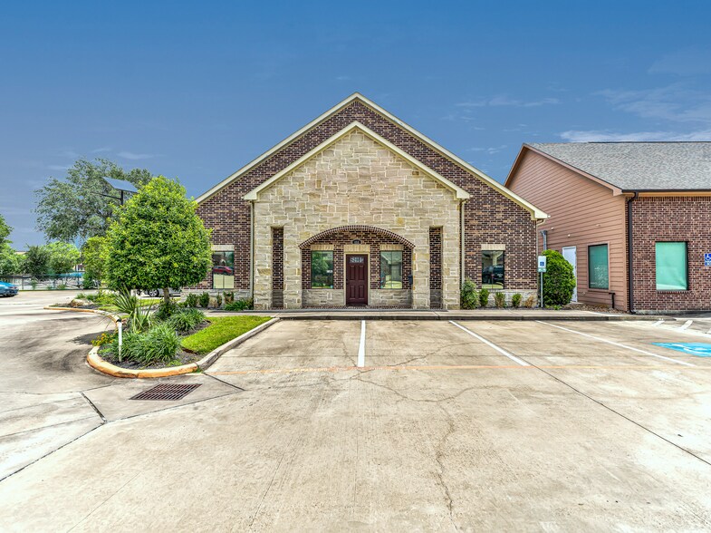 Primary Photo Of 456 Park Grove Dr, Katy Medical For Lease