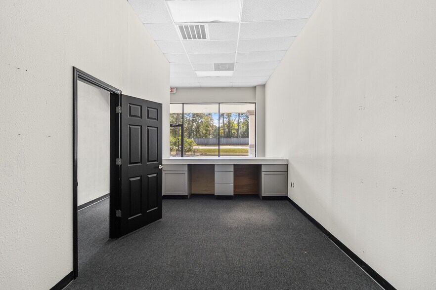 More Photos Of 10540 Fm-1488, Magnolia Unknown For Lease