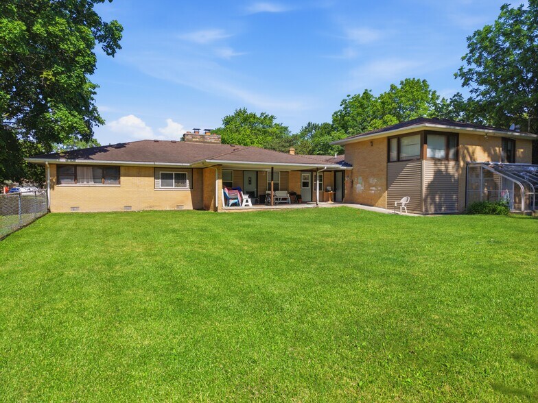 More Photos Of , Saginaw Healthcare For Sale