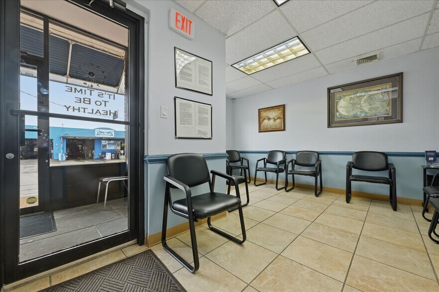 More Photos Of 3 California Pl S, Island Park Medical For Sale