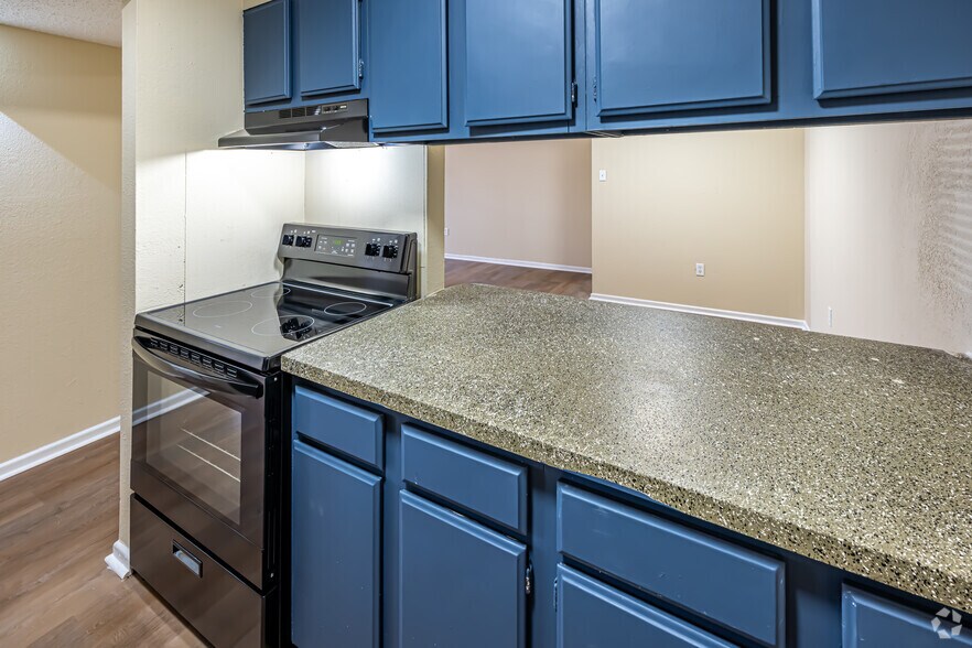 More Photos Of 4445 Alvin Dark Ave, Baton Rouge Apartments For Sale