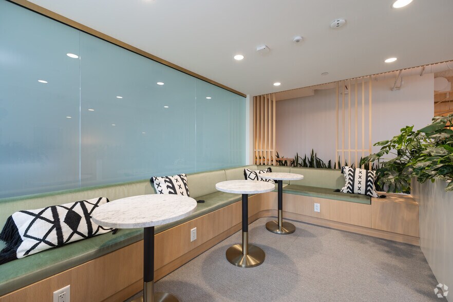 More Photos Of 717 Texas Ave, Houston Office For Lease