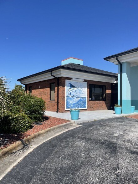 More Photos Of 3100 Arendell St, Morehead City Hospitality For Sale