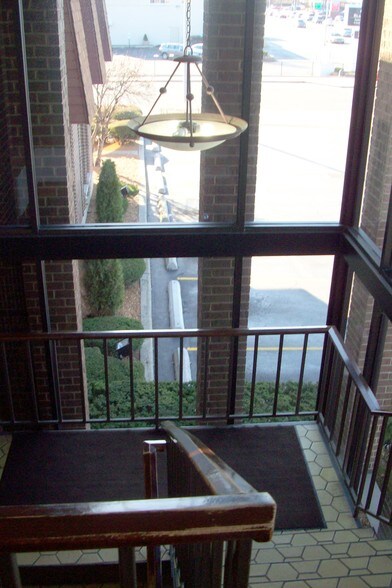 More Photos Of 4647 W 103 St, Oak Lawn Medical For Sale