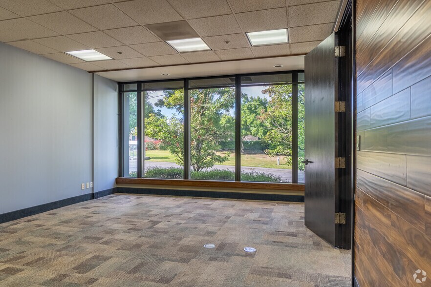 More Photos Of 4001 Main St, Vancouver Office For Lease