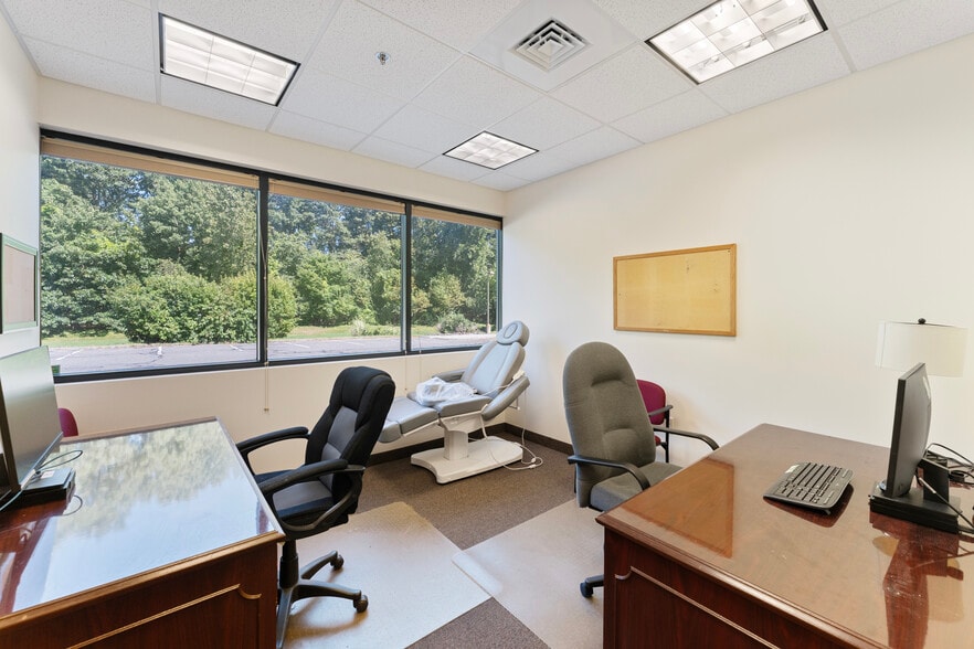 More Photos Of 265 Benton Dr, East Longmeadow Medical For Sale