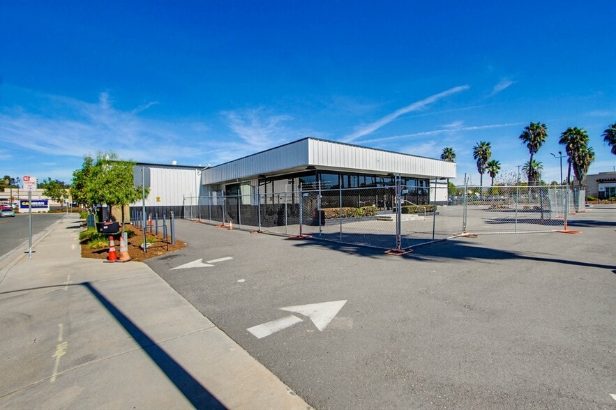 More Photos Of 760-762 W Mission Ave, Escondido Auto Repair For Lease