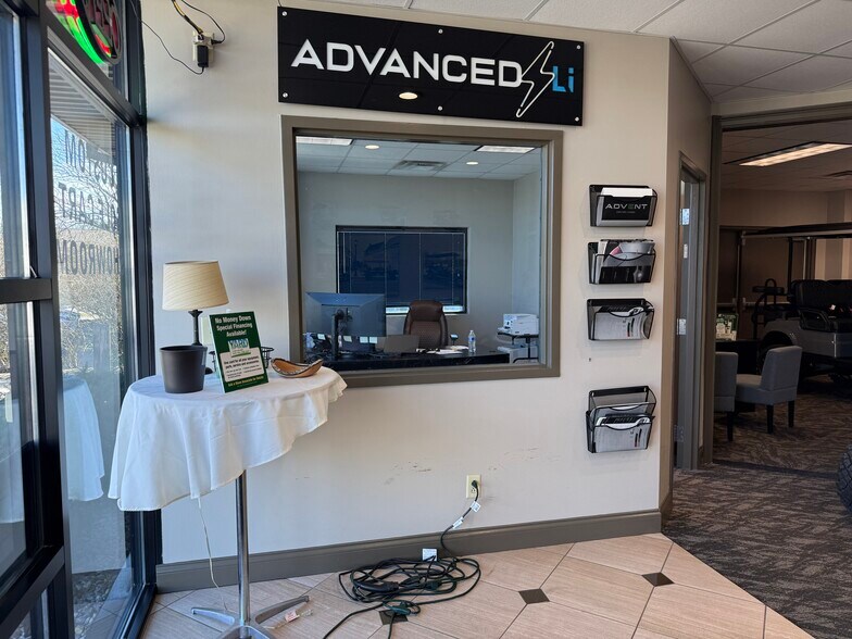 More Photos Of 126 Seaboard Lane, Franklin Office For Sale