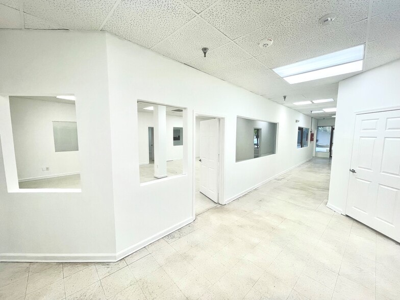 More Photos Of 4301 W Sunrise Blvd, Plantation Unknown For Lease