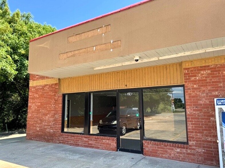 More Photos Of 1636 SW 134th St, Oklahoma City Storefront For Lease