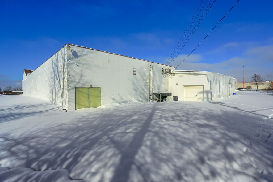 More Photos Of 3210 Wilmington Rd, New Castle Bowling Alley For Sale