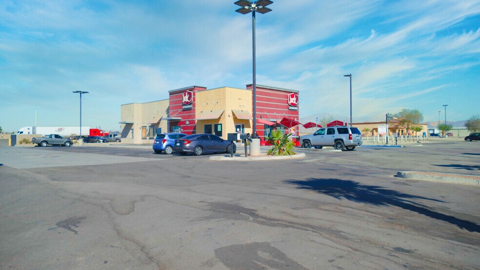 More Photos Of 2086 Service Rd, Thermal Fast Food For Sale