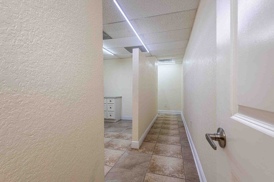 More Photos Of 4109 Armenia Ave, Tampa Medical For Sale