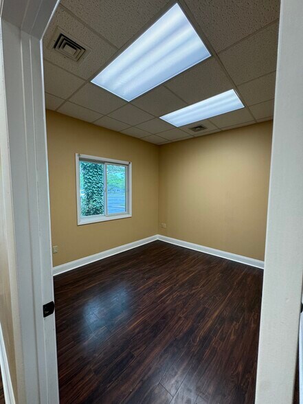 More Photos Of 603A Omni Dr, Hillsborough Medical For Sale