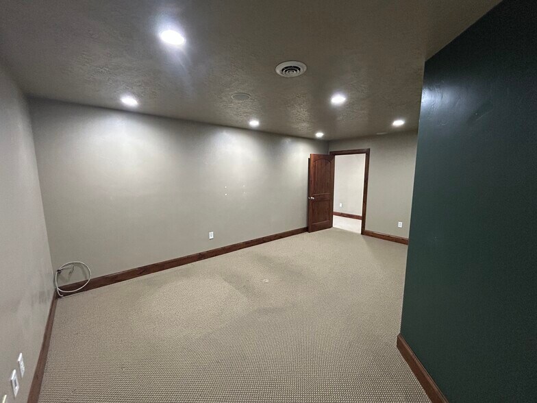 More Photos Of 750 W Quinn Rd, Pocatello Medical For Sale