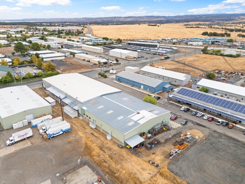More Photos Of 651 Thunderbolt St, Chico Warehouse For Sale