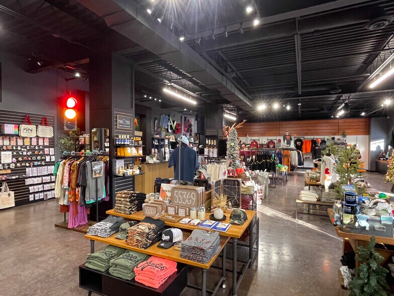 More Photos Of 233 Central Ave, Osseo Storefront For Sale