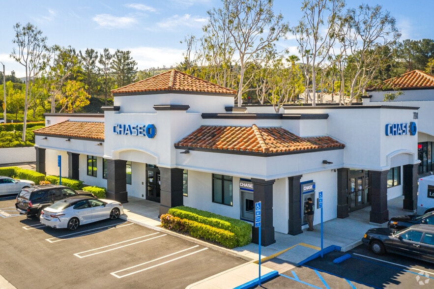 More Photos Of 711-791 S Weir Canyon Rd, Anaheim Hills Unknown For Lease