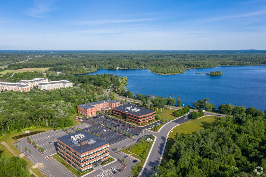 More Photos Of 1 Lakeshore Ctr, Bridgewater Office For Lease