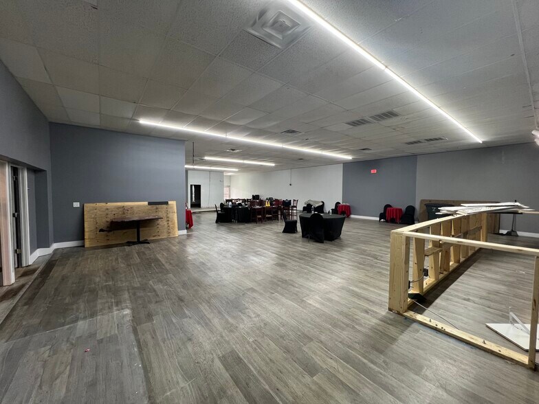 More Photos Of 420 E Ave C, Killeen Specialty For Sale