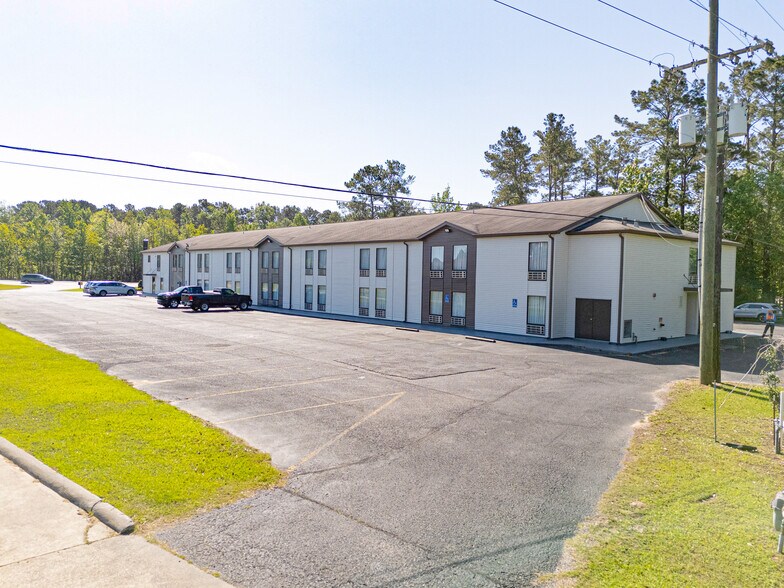 More Photos Of 12312 Highway 165, Kinder Hotel For Sale